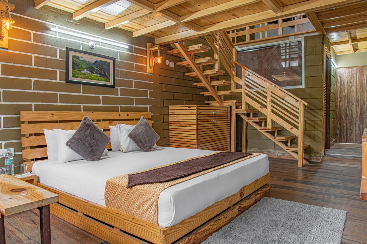 The Hillcrest Paradise Kasauli Eksteriør billede