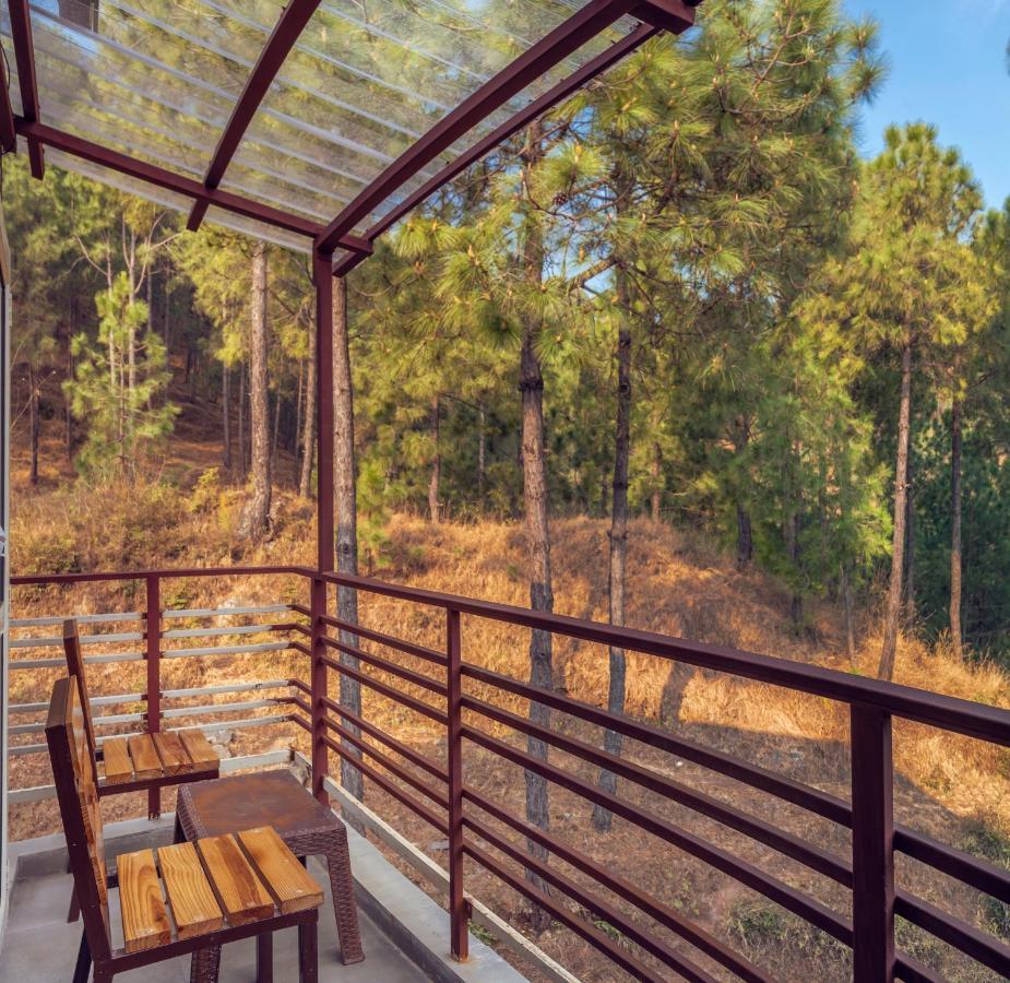 The Hillcrest Paradise Kasauli Eksteriør billede