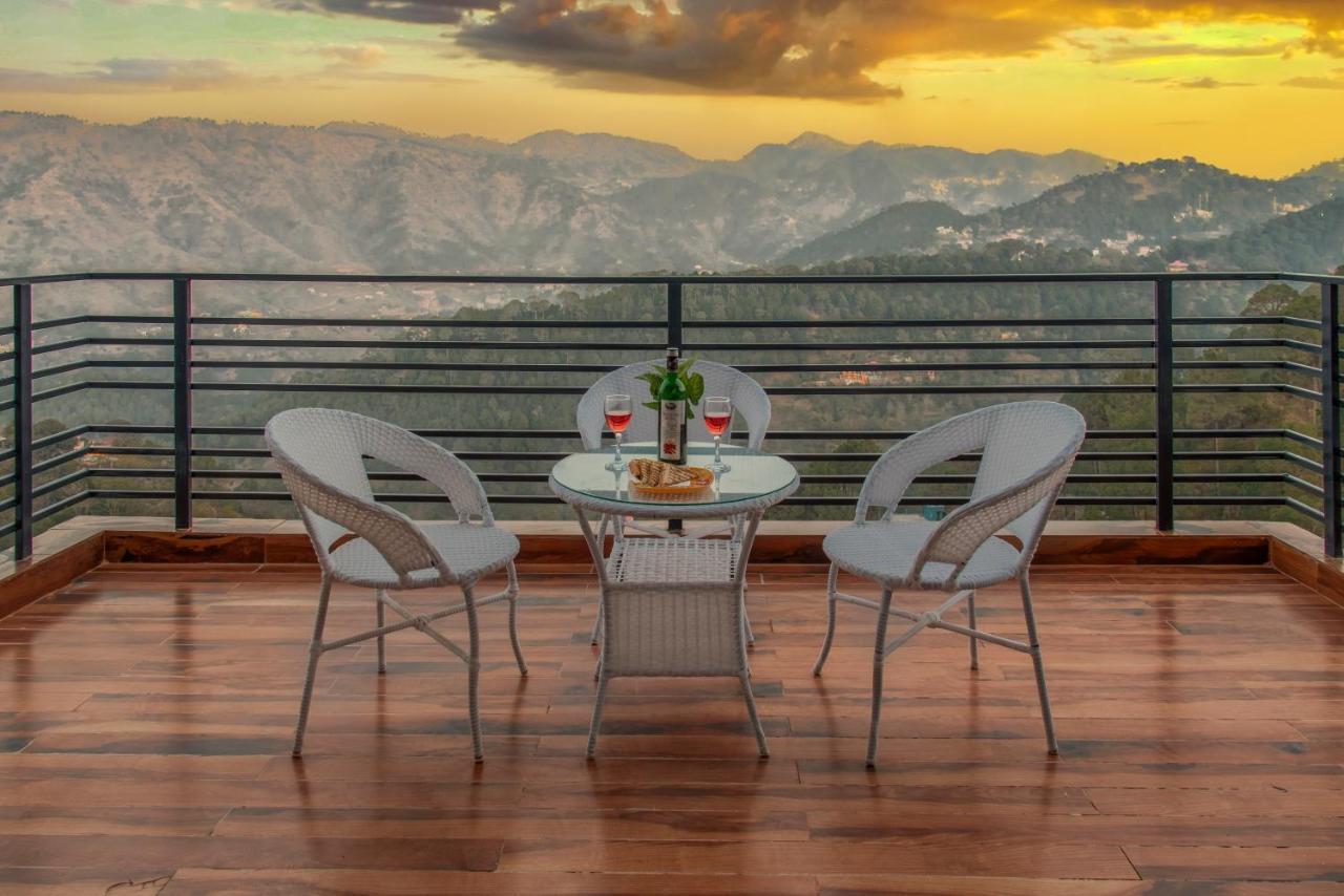 The Hillcrest Paradise Kasauli Eksteriør billede