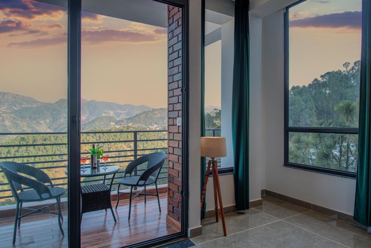 The Hillcrest Paradise Kasauli Eksteriør billede