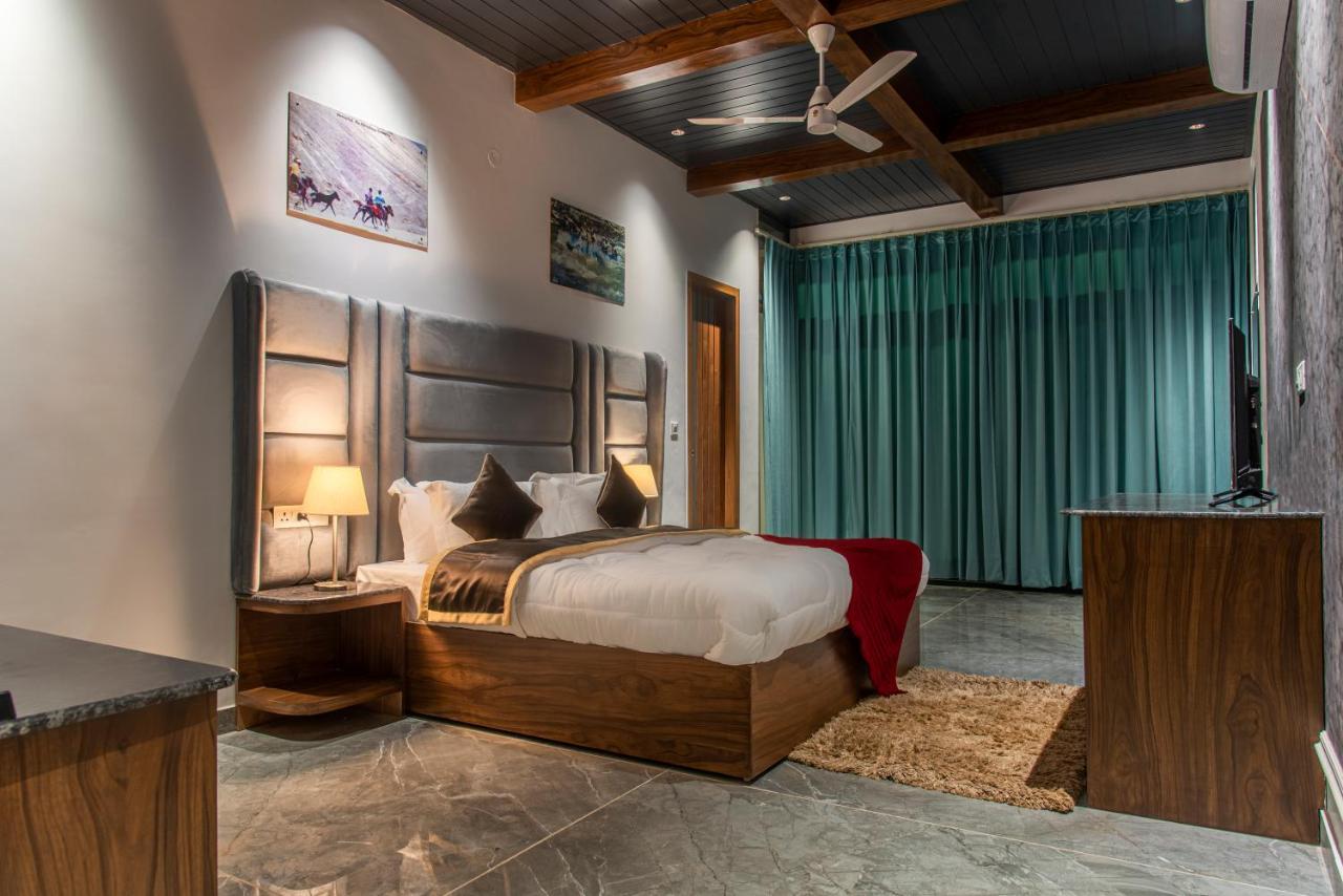 The Hillcrest Paradise Kasauli Eksteriør billede