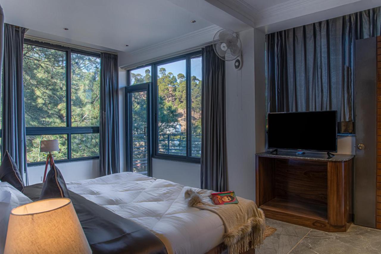 The Hillcrest Paradise Kasauli Eksteriør billede