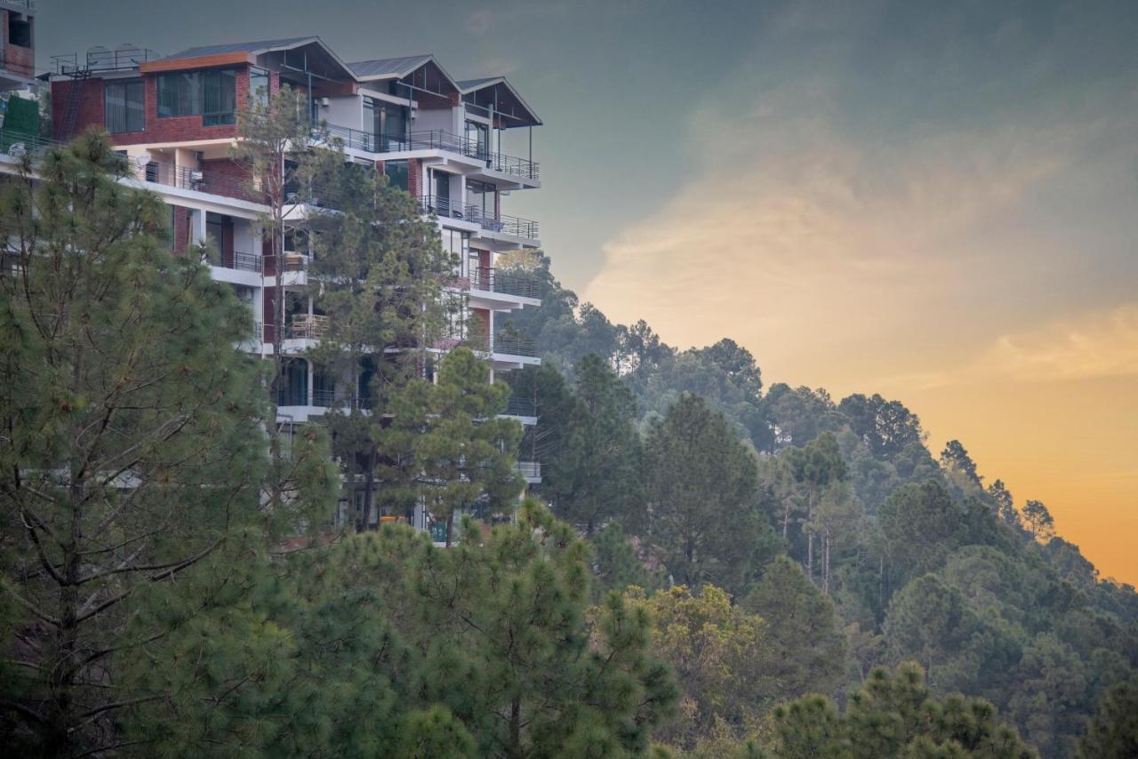 The Hillcrest Paradise Kasauli Eksteriør billede